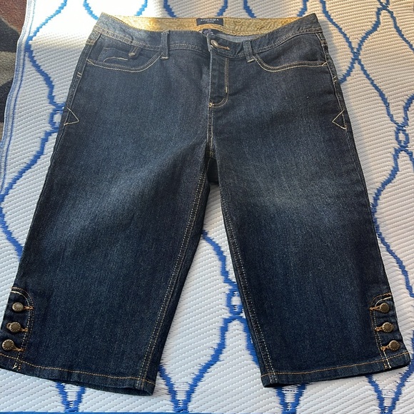 Sonoma life and style Bermuda pants size 8 petite - Picture 7 of 7